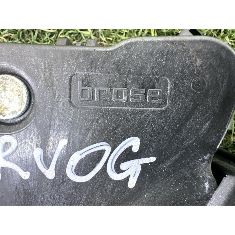 Замок двери (кузов и элементы) LAND ROVER Range Rover L405 2014 5.0 LR064806