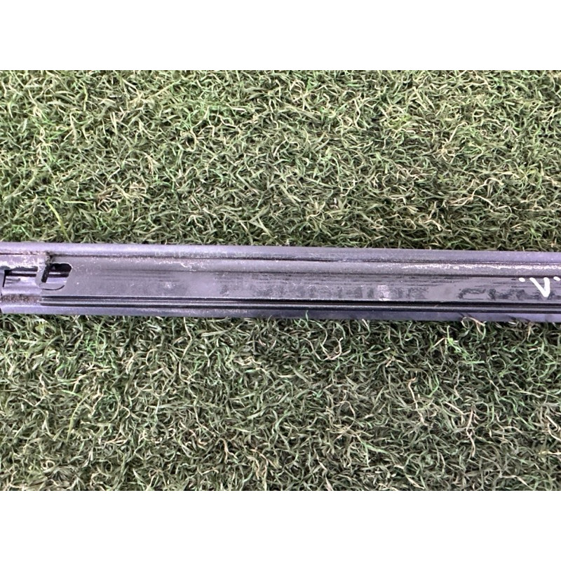 Молдинг скла (кузов и элементы) LAND ROVER Range Rover L405 2014 5.0 LR034043