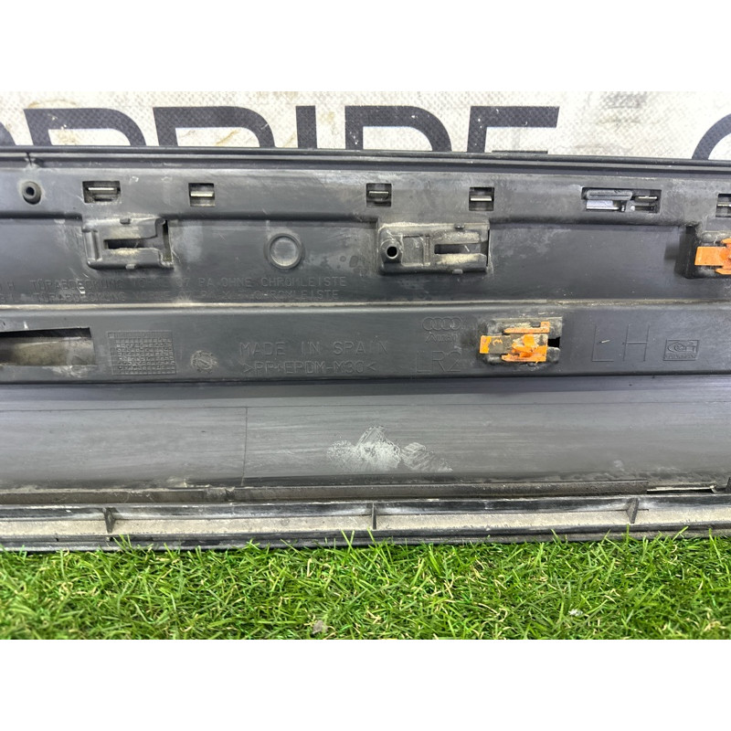 Накладка двері зовнішня (кузов і елементи) AUDI Q7 4L 2015 3.0 CNRB 4L0853959QGRU