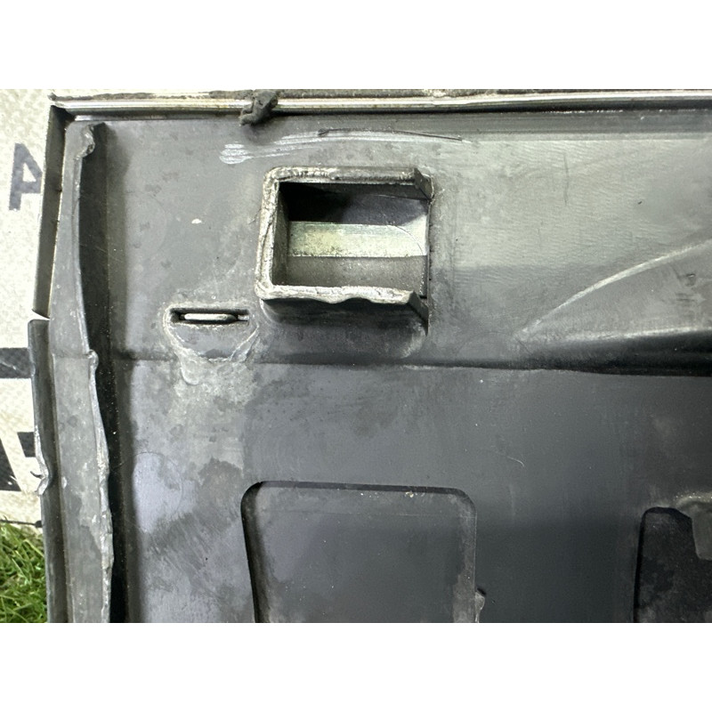 Молдинг двери внешний (кузов и элементы) Volkswagen Touareg NF 2013 3.6 CGRA 7P6854940HGRU