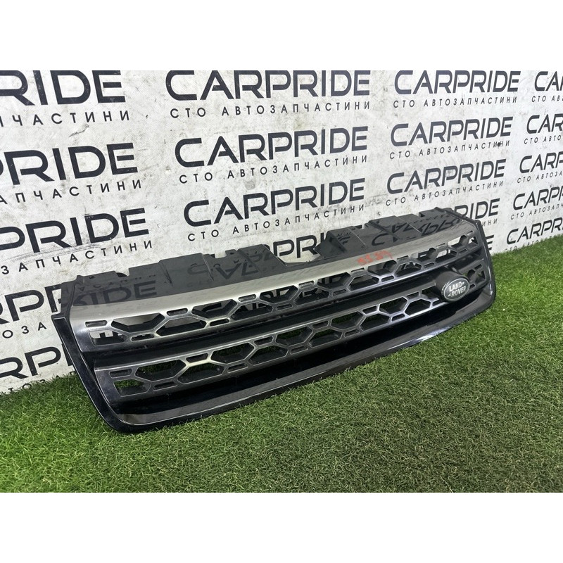 Решетка радиатора (наружные элементы кузова) LAND ROVER Discovery Sport L550 2016 2.0 LR061221