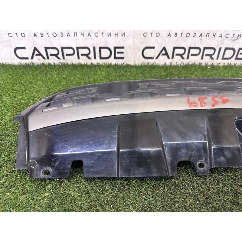 Решетка радиатора (наружные элементы кузова) LAND ROVER Discovery Sport L550 2016 2.0 LR061221