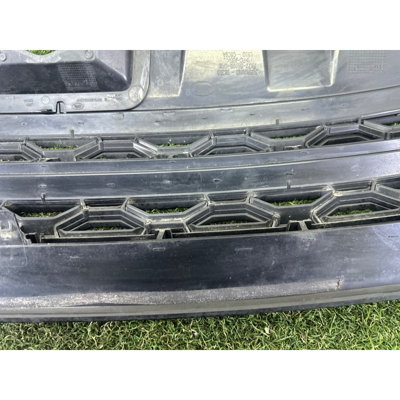 Решетка радиатора (наружные элементы кузова) LAND ROVER Discovery Sport L550 2016 2.0 LR061221