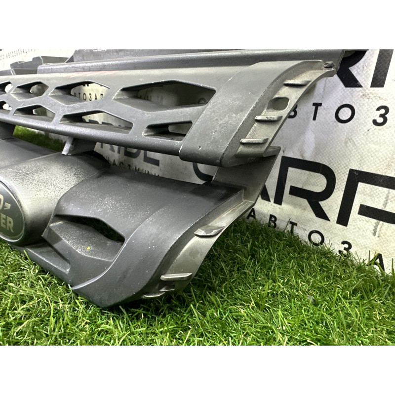 Решетка радиатора (наружные элементы кузова) LAND ROVER Range Rover Evoque L538 2015 2.0 LR072083