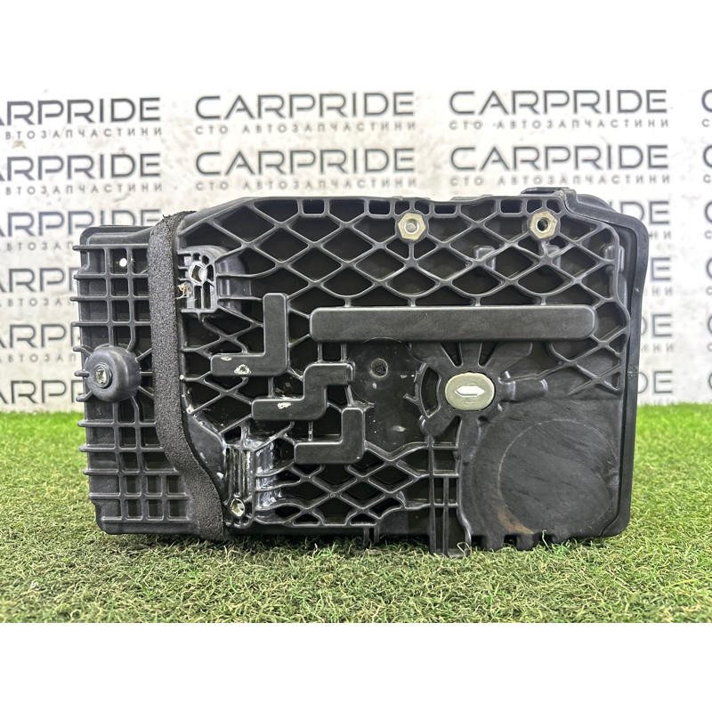 Площадка аккумулятора (кузов и элементы) LAND ROVER Discovery Sport L550 2016 2.0 LR023753