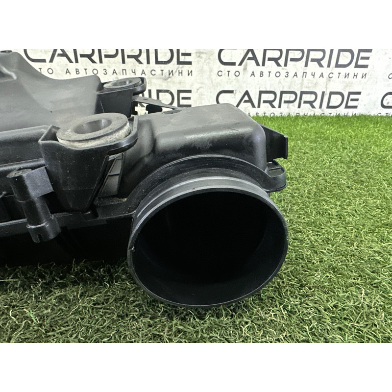 Корпус воздушного фильтра (впускная система) BMW X5 E70 2011 3.0 13717583713