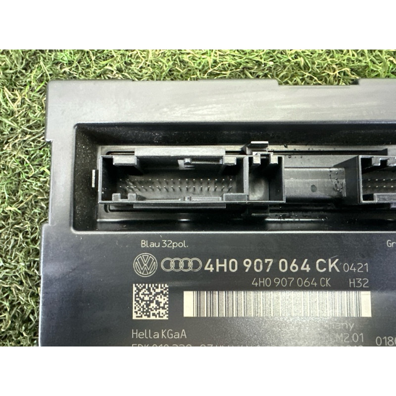 Модуль BCM (електрика / блоки управління) Volkswagen Touareg NF 2013 3.6 CGRA 4H0907064CK