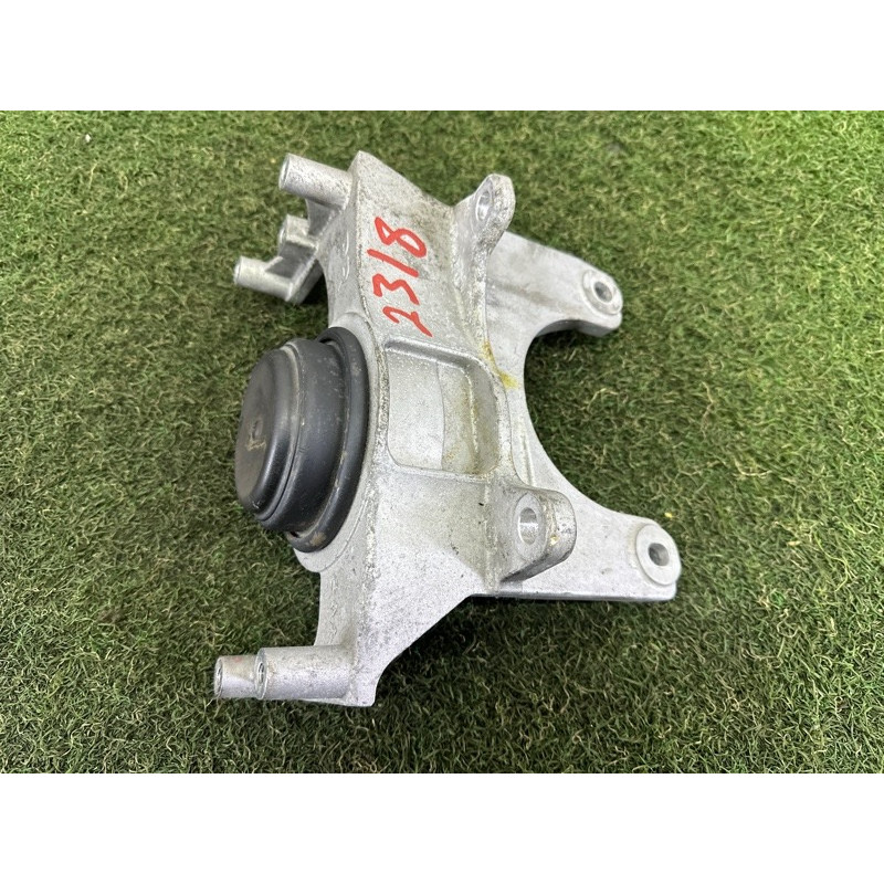 Подушка двигателя (двигатель и элементы) Nissan Rogue T33 2021 2.5 112206RA0A