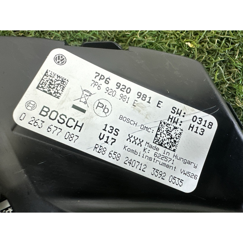 Панель приладів (салон) Volkswagen Touareg NF 2013 3.6 CGRA 7P6920981E