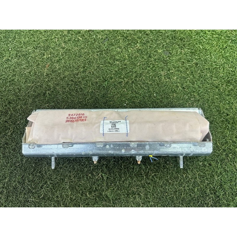 Airbag колін (airbag / безпека) Jeep Grand Cherokee WK2 2015 5.7 HEMi 5SG32DX9AB