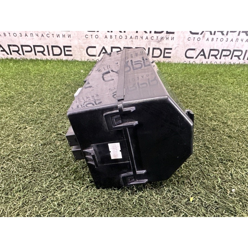 Блок предохранителей (электрика) LAND ROVER Range Rover L405 2014 5.0 LR078451