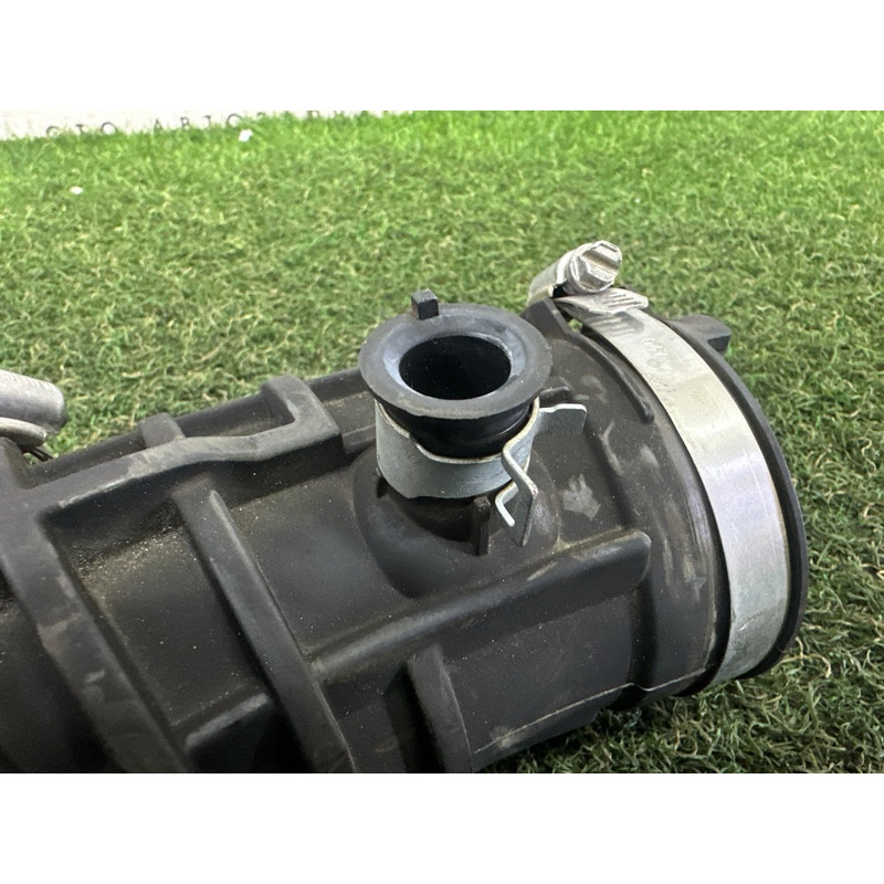 Патрубок повітряного фільтра (подача палива) Nissan Rogue T33 2022 1.5 165786RC1B