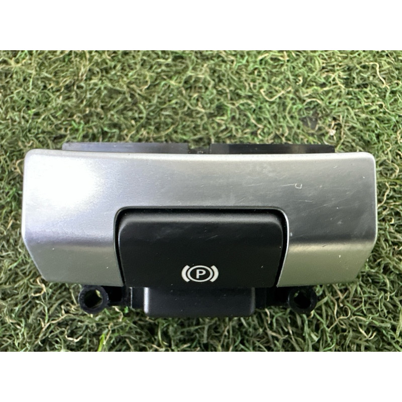 Кнопка стоянкового гальма (электрика / кнопки) LAND ROVER Discovery Sport L550 2016 2.0 LR060857