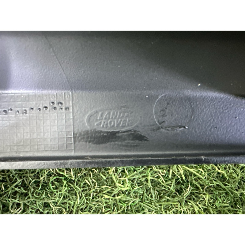 Накладка центральної консолі (салон) LAND ROVER Discovery Sport L550 2016 2.0 LR072473