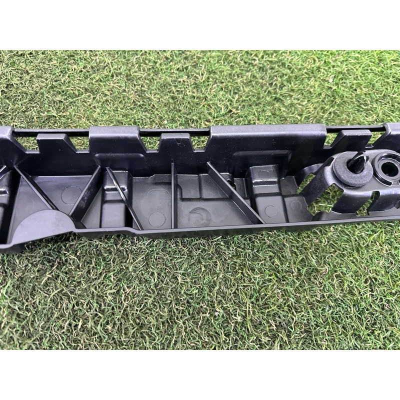 Кріплення бампера (кузов і елементи) BMW X3 F25 2013 2.0 51127239884