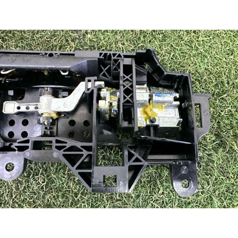 Кронштейн ручки двери (кузов и элементы) AUDI Q5 FY 2020 2.0 DJYA 80A837811