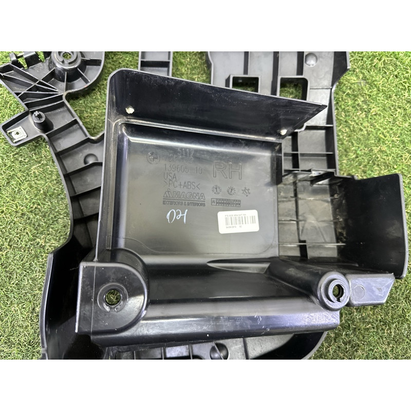 Кріплення бампера (кузов і елементи) BMW X5 F15 2015 3.0 51127294722