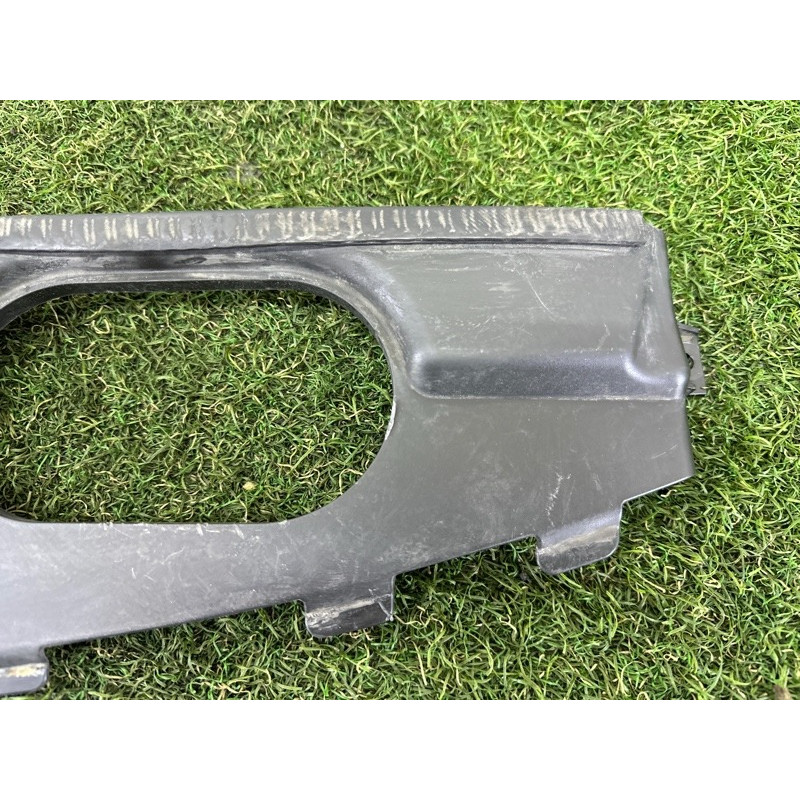 Накладка передньої панелі (кузов і елементи) BMW X5 F15 2015 3.0 51647326554