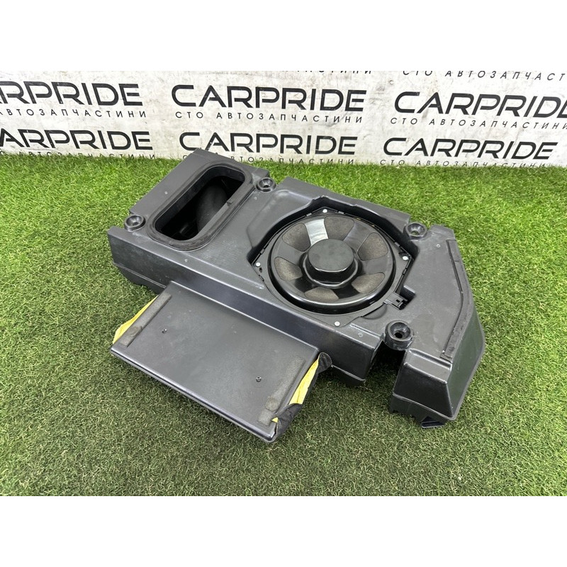 Сабвуфер (электрика) LAND ROVER Range Rover L405 2014 5.0 LR033287