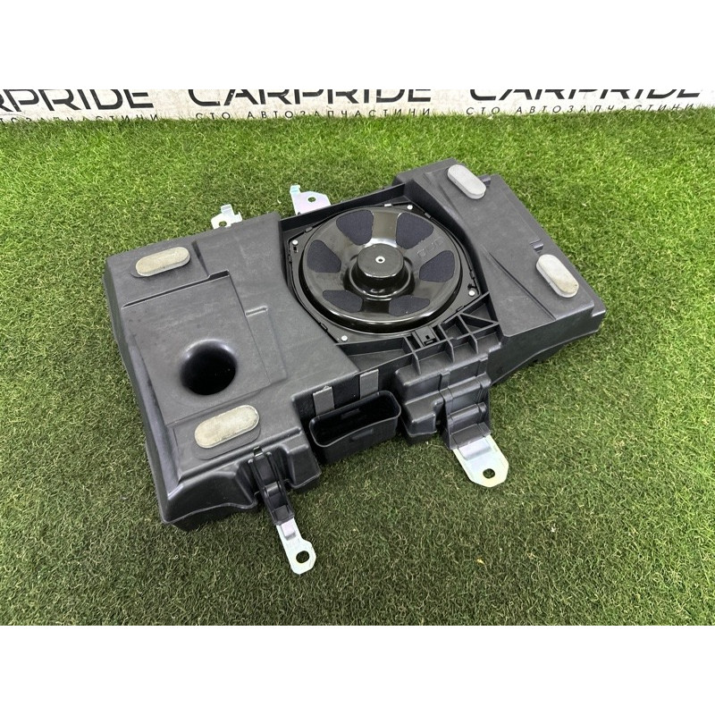Сабвуфер (электрика) LAND ROVER Range Rover Evoque L538 2015 2.0 LR025879