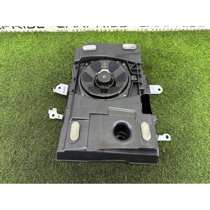 Сабвуфер (электрика) LAND ROVER Range Rover Evoque L538 2015 2.0 LR025879