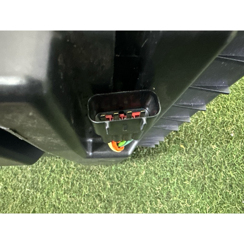 Сабвуфер (электрика) LAND ROVER Range Rover Evoque L538 2015 2.0 LR025879