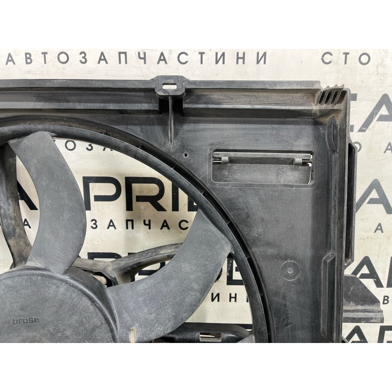 Вентилятор охолодження радіатора (система охолодження) Volkswagen Amarok Not specified 2.0 2H0121207G
