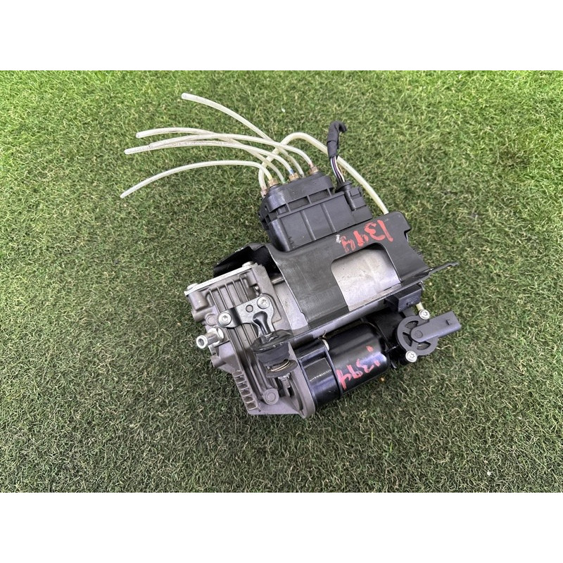 Компресор підвіски (підвіска) Mercedes-Benz GL X164 2011 3.0 A1643201204