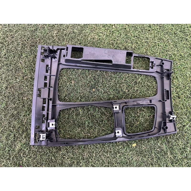 Накладка центральной консоли (салон) BMW X5 F15 2015 3.0 51169252115