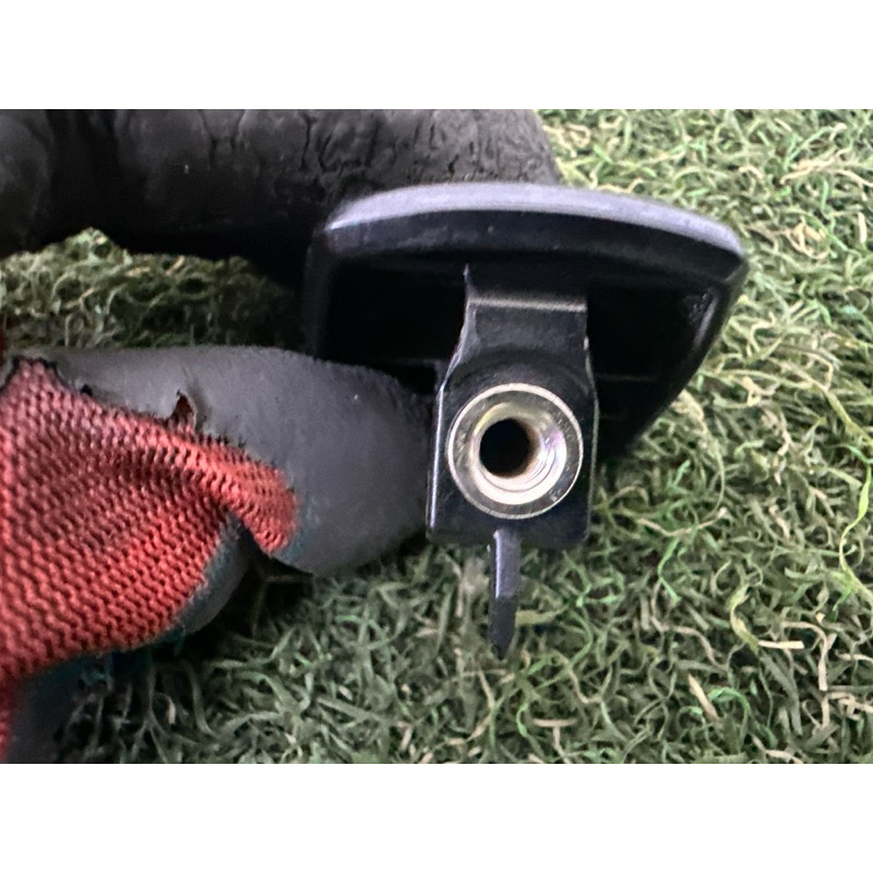 Заглушка внешней ручки (кузов и элементы) Nissan Rogue T33 2021 2.5 826466RA4B