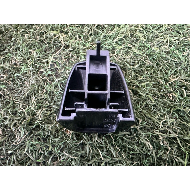Заглушка внешней ручки (кузов и элементы) Nissan Rogue T33 2021 2.5 826466RA4B