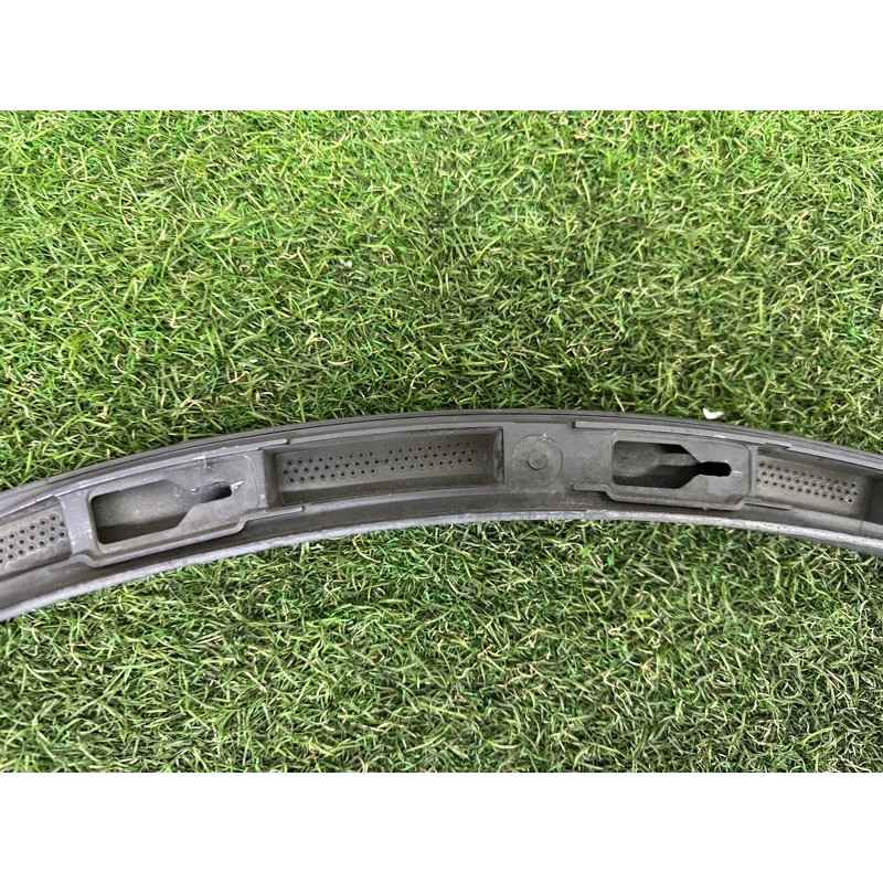 Накладка крила (кузов і елементи) Volkswagen Touareg NF 2013 3.6 CGRA 7P6854819B9B9
