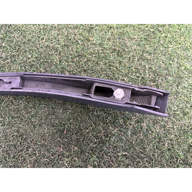 Накладка крила (кузов і елементи) Volkswagen Touareg NF 2013 3.6 CGRA 7P6854819B9B9