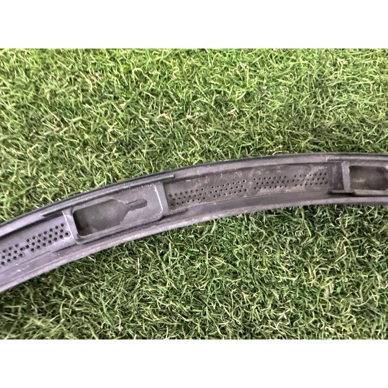 Накладка на крыло (кузов и элементы) Volkswagen Touareg NF 2013 3.6 CGRA 7P6853717CGRU