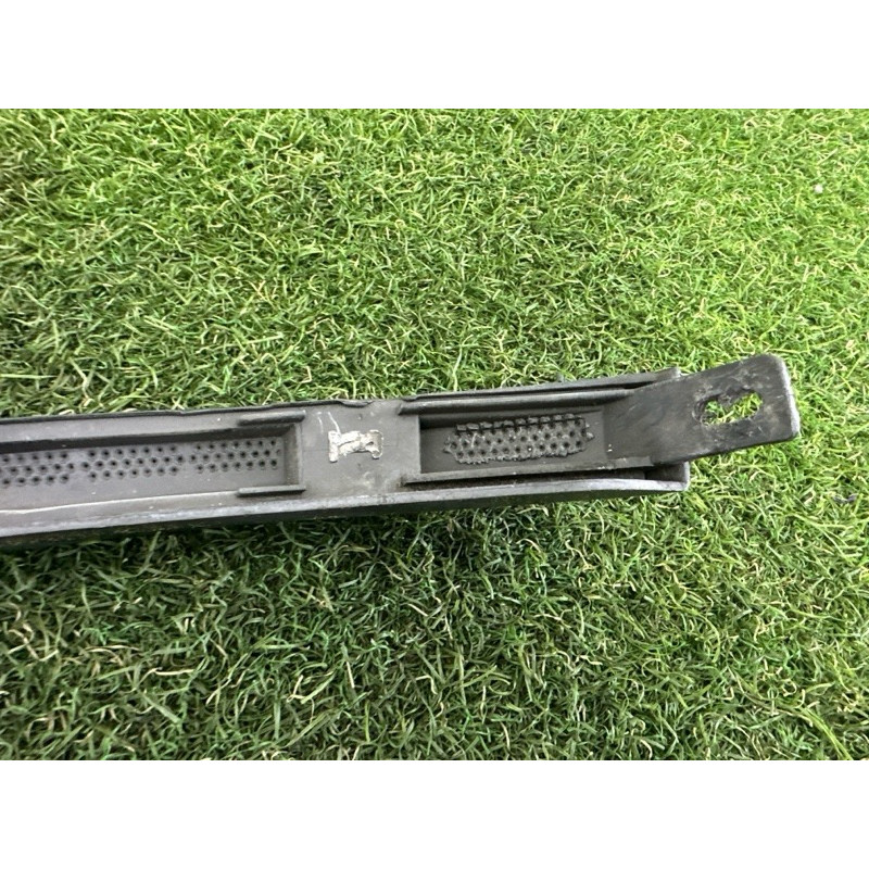 Накладка на крыло (кузов и элементы) Volkswagen Touareg NF 2013 3.6 CGRA 7P6853717CGRU