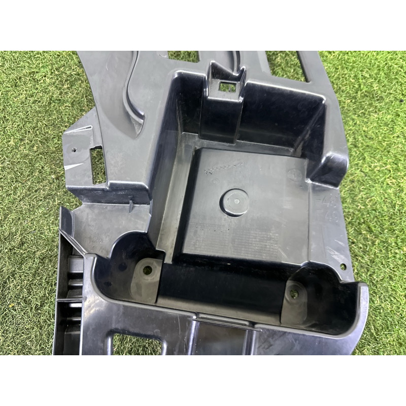 Кріплення бампера (кузов і елементи) BMW X1 F48 2016 2.0 51127332317