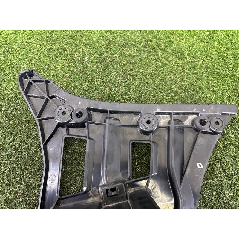 Кріплення бампера (кузов і елементи) BMW X1 F48 2016 2.0 51127332317