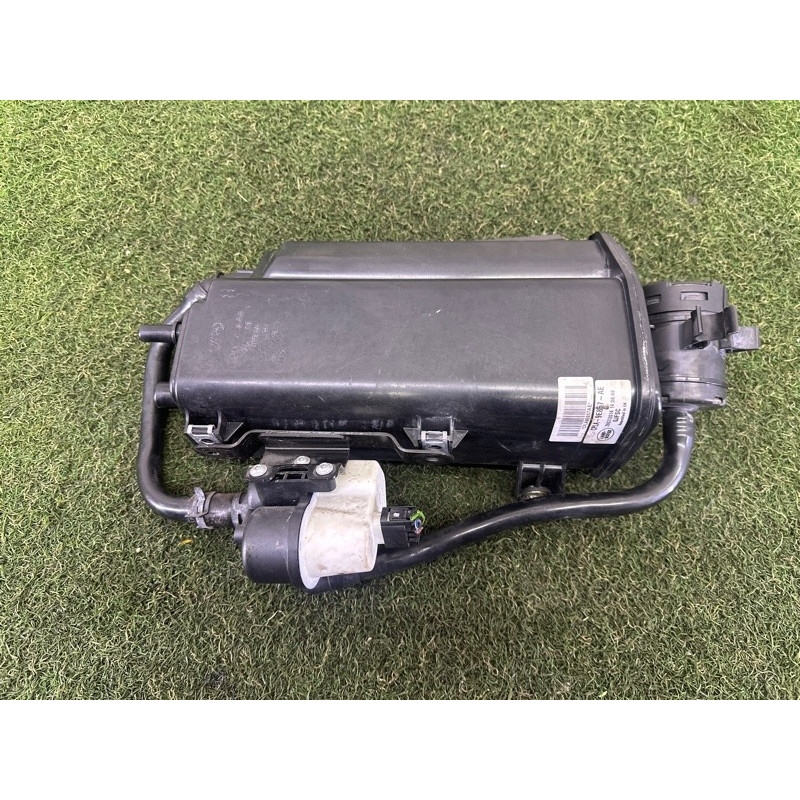 Абсорбер топливный (топливная система) LAND ROVER Range Rover L405 2014 5.0 LR061273