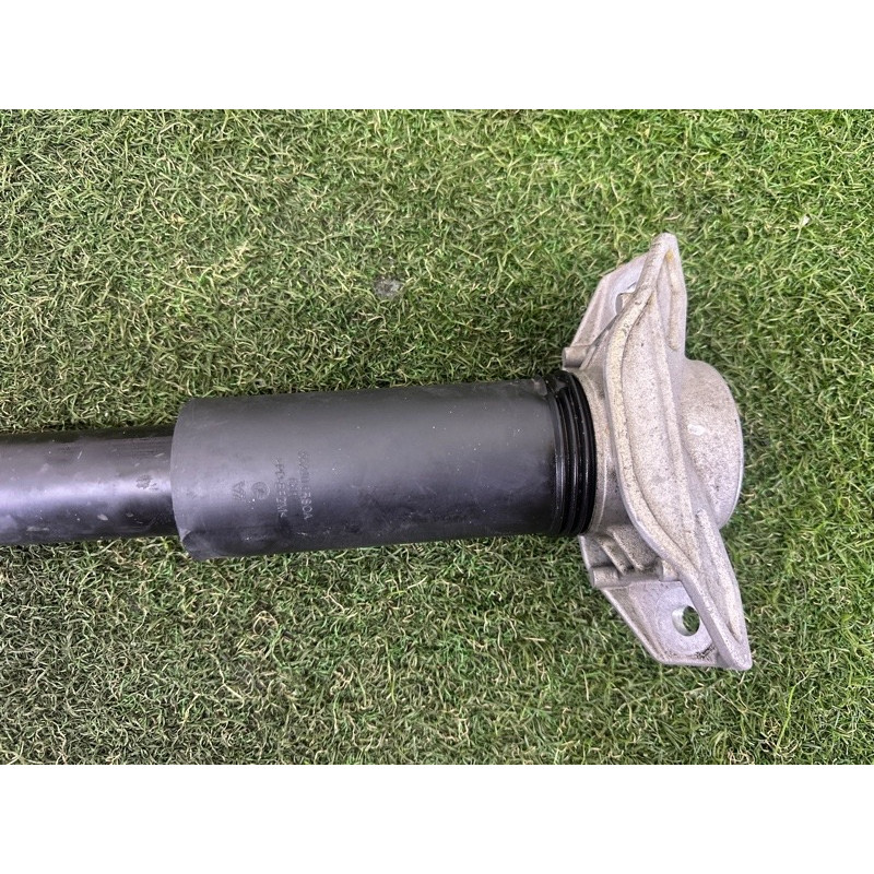 Амортизатор в сборе (подвеска) Nissan Rogue T33 2021 2.5 E62106RR0E