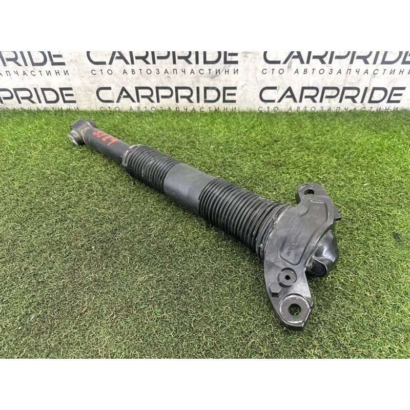 Амортизатор (подвеска) LAND ROVER Discovery Sport L550 2016 2.0 LR061355