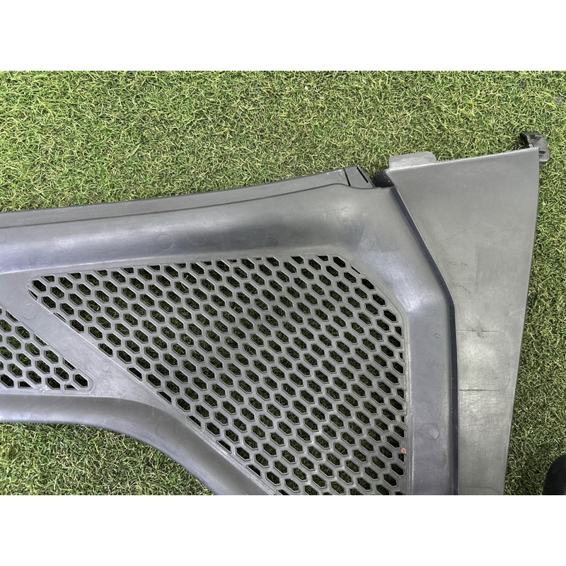 Накладка на жабо (кузов і елементи) BMW X5 F15 2015 3.0 64319245594