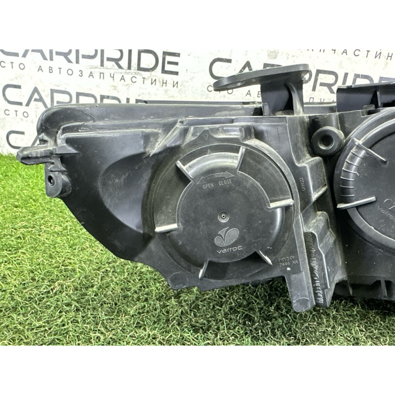 Фара (оптика) LAND ROVER Discovery Sport L550 2016 2.0 LR076148