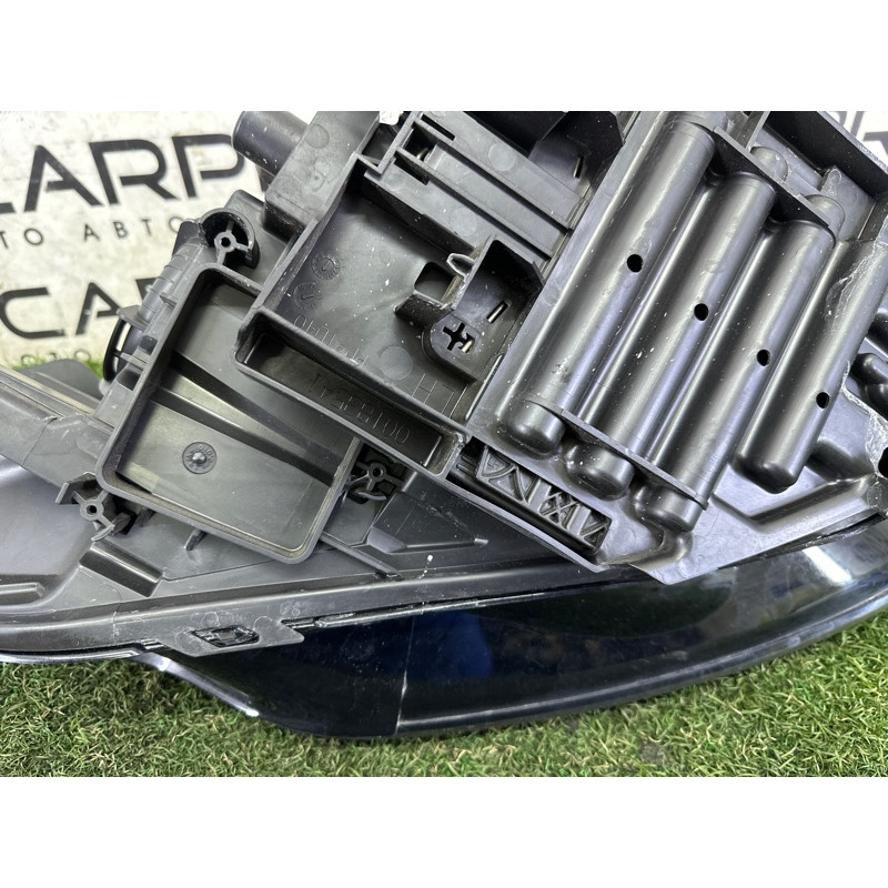 Фара (оптика) LAND ROVER Discovery Sport L550 2016 2.0 LR076148