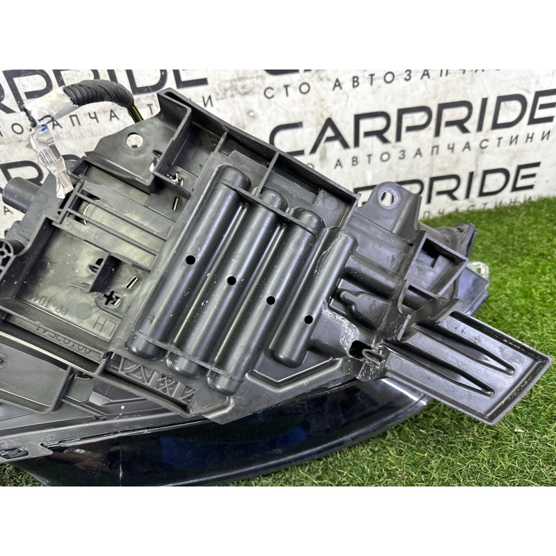 Фара (оптика) LAND ROVER Discovery Sport L550 2016 2.0 LR076148