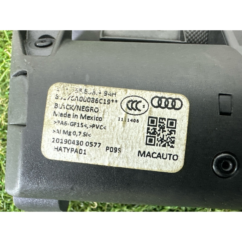 Шторка багажника (салон) AUDI Q5 FY 2020 2.0 DJYA 80A86355394H