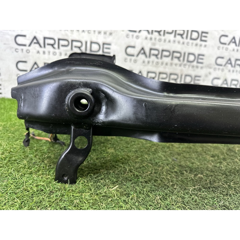 Усилитель бампера (наружные элементы кузова) BMW X5 E70 2011 3.0 51117229085