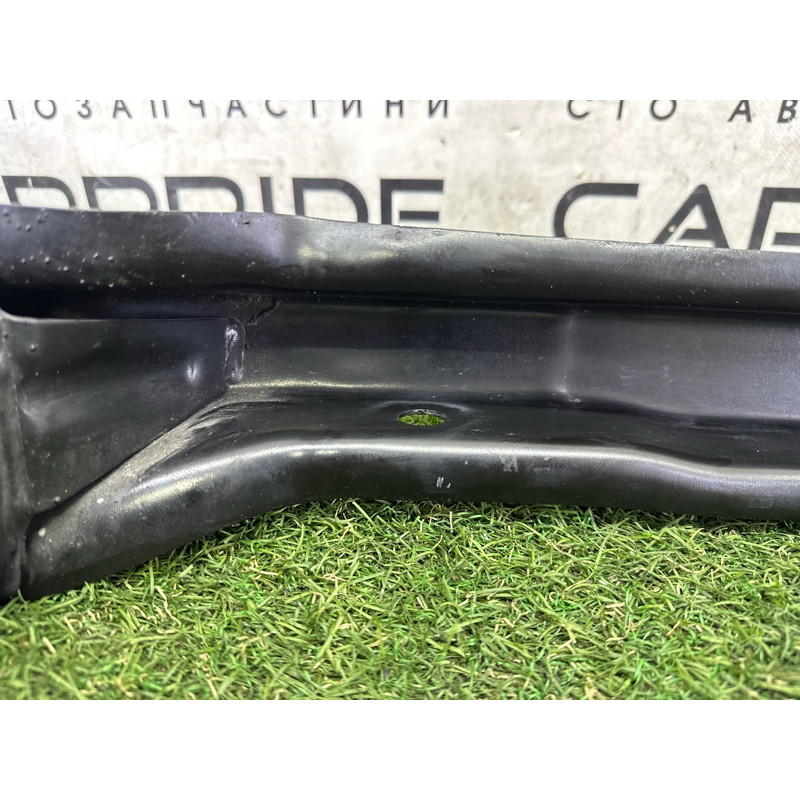 Усилитель бампера (наружные элементы кузова) BMW X5 E70 2011 3.0 51117229085