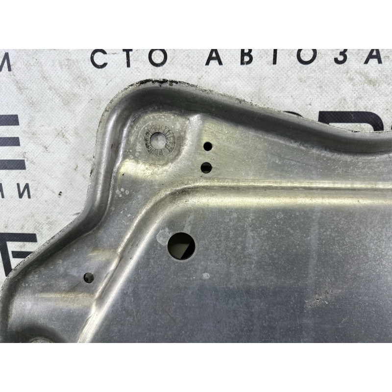 Захист двигуна (кузов і елементи) BMW X5 E70 2011 3.0 31106786568