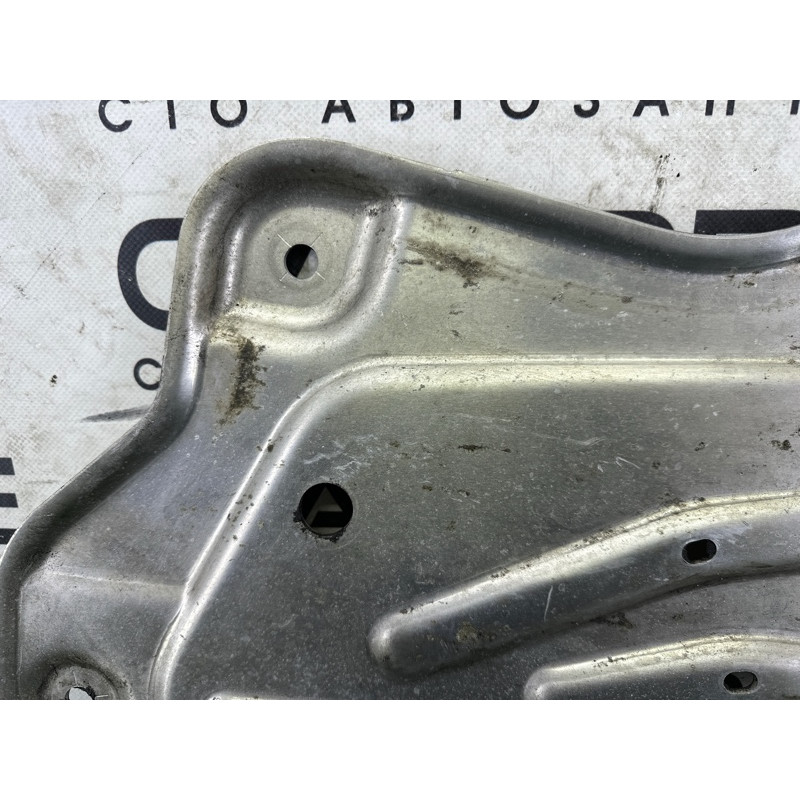 Захист двигуна (кузов і елементи) BMW X5 F15 2015 3.0 31116853815