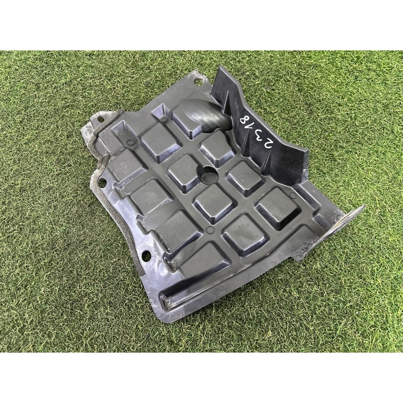 Захист двигуна (кузов і елементи) Nissan Rogue T33 2021 2.5 648386RA0A
